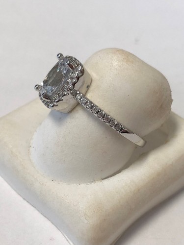 Bellissimo anello aureola taglio cuscino zirconi trasparenti in argento sterling 925 misura 6,75 - Foto 8 di 12
