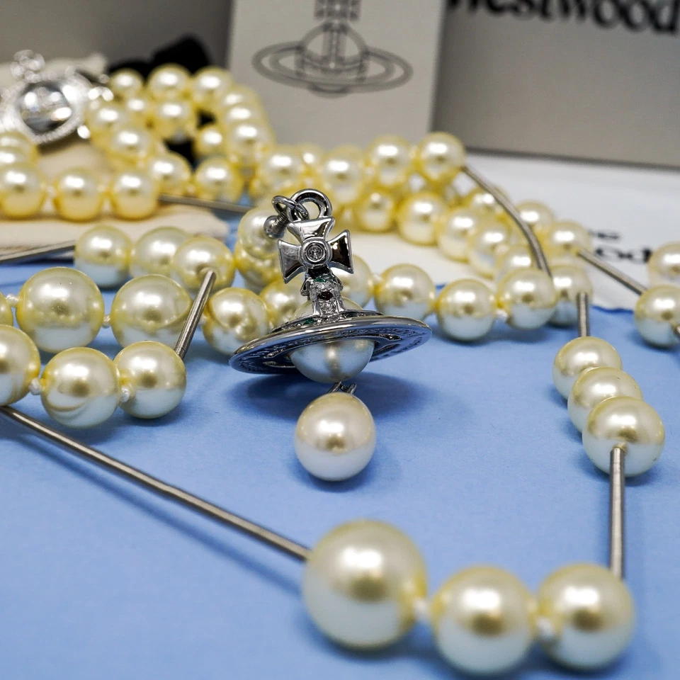 Vivienne Westwood Necklace Silver Tone Bas Relief Broken Pearl Orb Choker & Box - Image 4 of 4