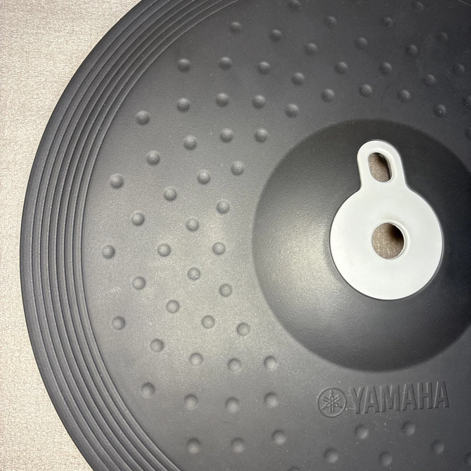 YAMAHA PCY135 13" Crash Cymbal 3 zonas Foto 3 de 4