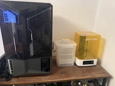 Elegoo Saturn 4 Ultra + Elegoo Lüfter +  Anycubic Wash & Cure + 2x Resin