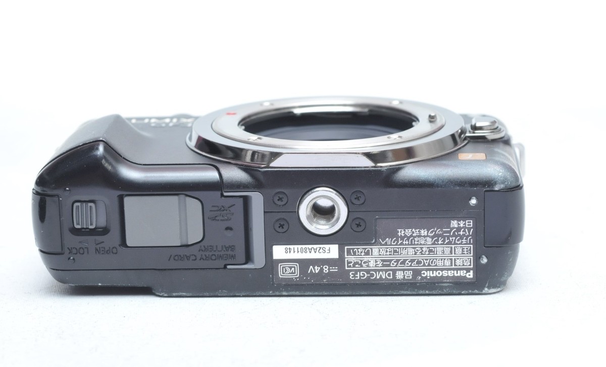 Japanese Only* Panasonic LUMIX DMC-GF3 12.1MP Mirrorless Camera