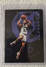 1993-94 Skybox Premium - Christian Laettner #328