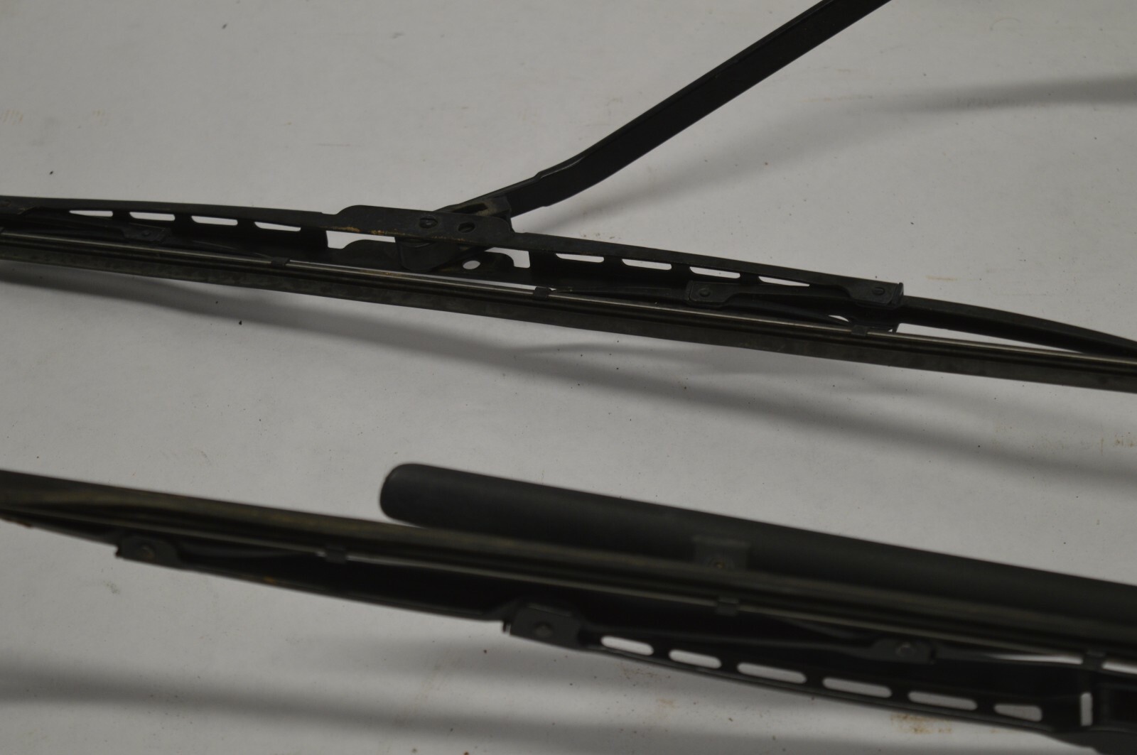 Maserati Quattroporte 2005-2012 Left Windshield wiper sets Set