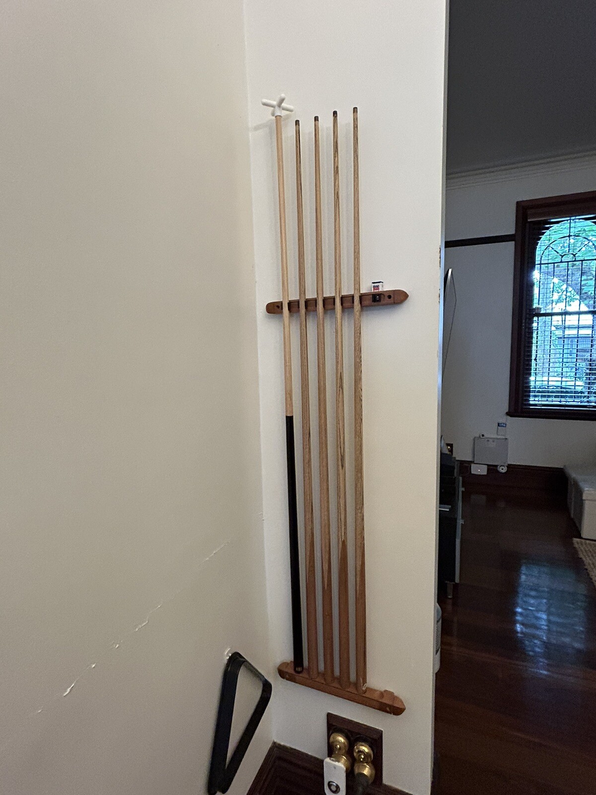 Picture 5 of 6
