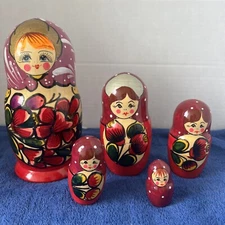 Vintage Russian Nesting Dolls Hand Painted Wood 5 Pc Flowers Matryoshka Perfect!