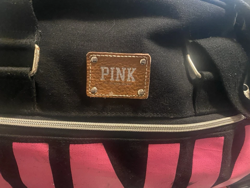Victoria's Secret PINK Black Carry On Rolling Suitcase Duffel Bag Luggage RARE - Image 3 of 4