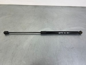 Audi Q7 4M 2015 Gasdruckfeder Dämpfer Heckklappe Kofferraumdeckel 4M0827552A