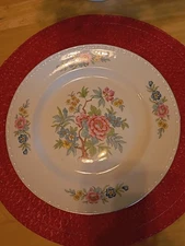 Homer Laughlin Vintage Eggshell Georgian Dinner Plates 