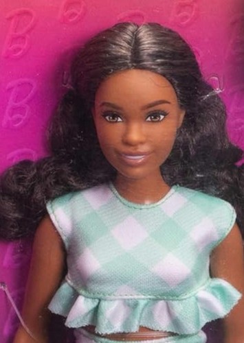 Poupée Barbie Fashionistas Curvy #240 - Robe Vichy Verte, Afro-américaine, Neuve Sous Boîte