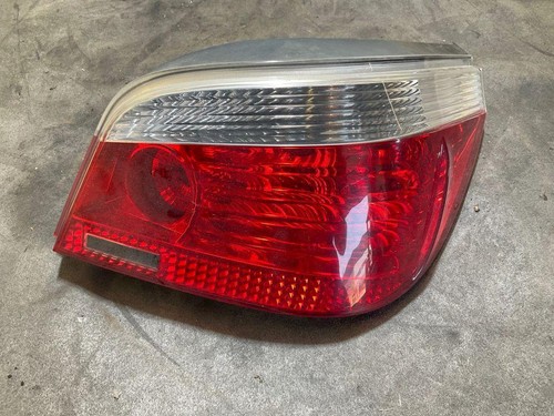 BMW 5 E60 Rücklicht hinten rechts 6910768 2.50 Petrol 2005 33802194