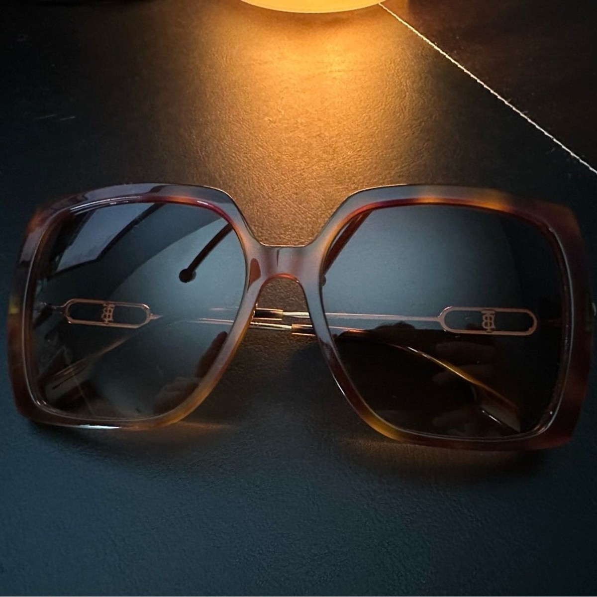 Burberry Tortoiseshell Frame Sunglasses AB437166-5FD8-4A94-9722-  main image 2
