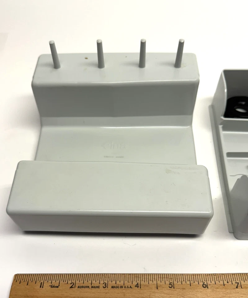 Vintage - Elna 62C Sewing machine Accessory Box with Supplies - Image 4 of 4