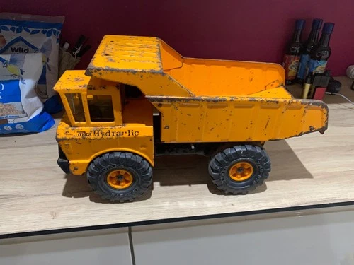 Vintage Tonka Mighty hydralic dump Truck