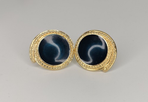Vintage Trifari Gold Tone Lucite Blue Iridescent Earring Retro Statement Jewelry - Picture 10 of 17