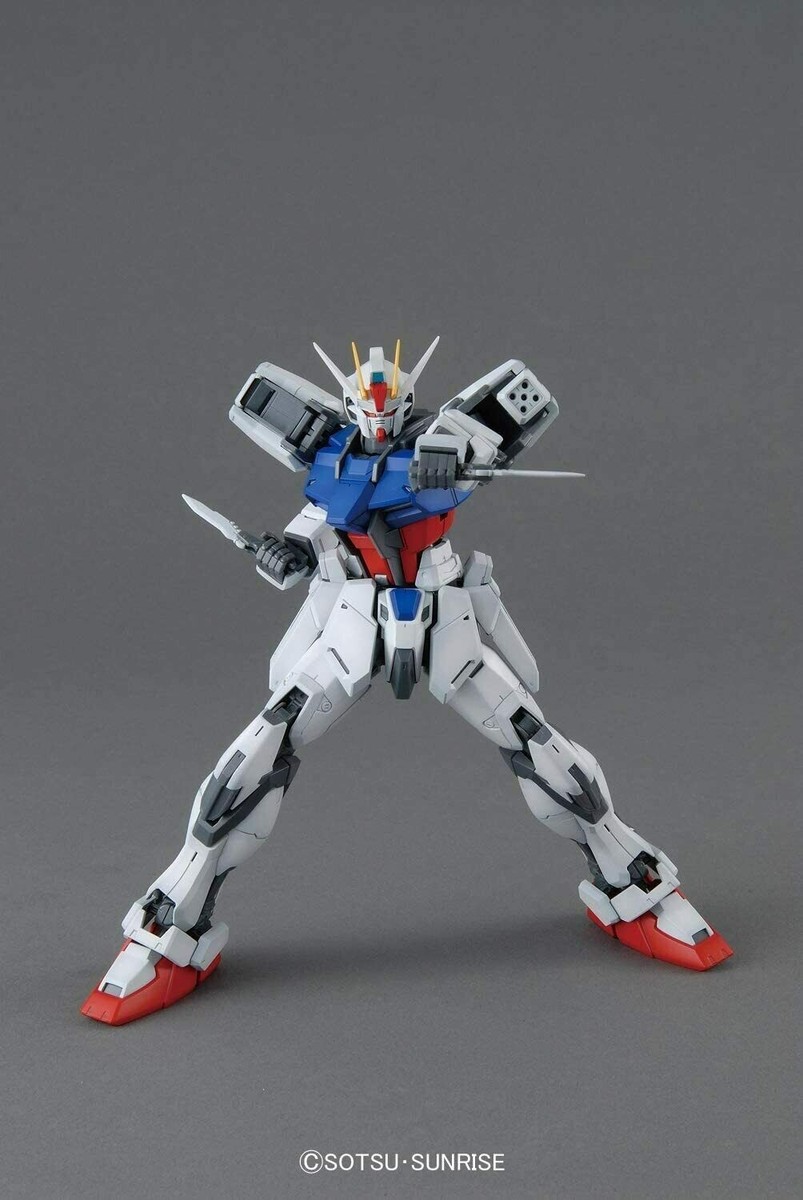 ロボット GAT-X105 AILE STRIKE GUNDAM + SKYGRASPER ロボット GAT-X105 AILE STRIKE GUNDAM + SKYGRASPER Amazon.com