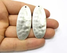 2 Oval Dangle Flat Charms Antique Silver Plated jewelry Accessories G16767