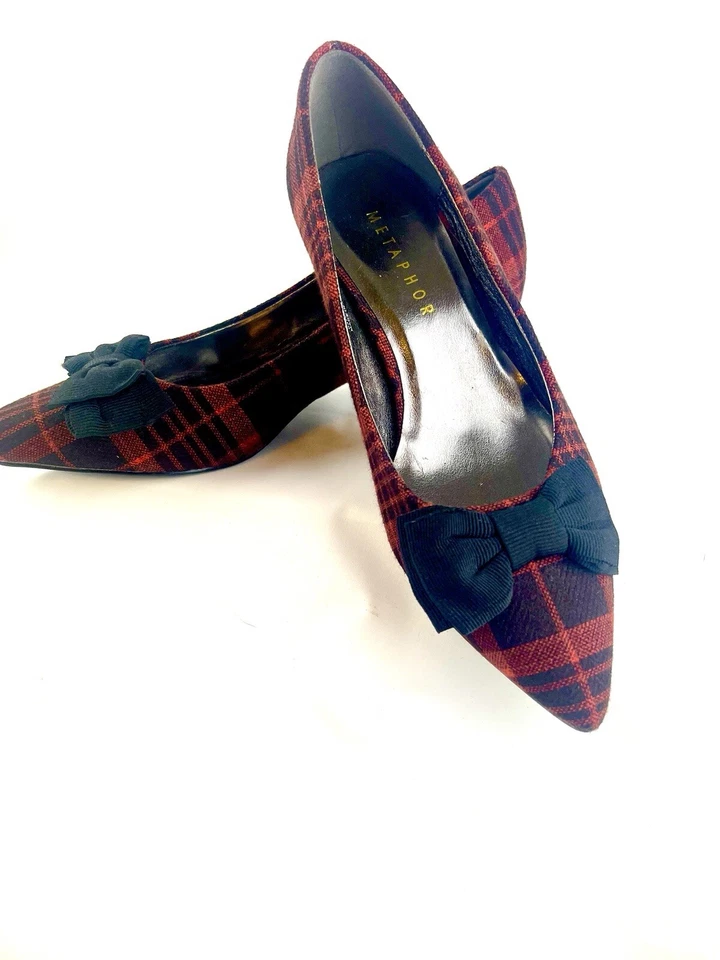 Sapato xadrez vermelho feriado salto gatinho biqueira pontiaguda arco preto feminino tamanho 7 metáfora - Imagem 4 de 4