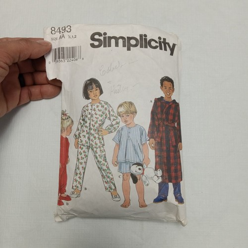 Pigiama bambino Simplicity 8493 1/2-1-2 - Foto 6 di 6