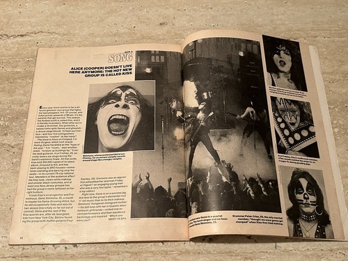 People Magazine July 1975 Paul Newman Joanne Woodward KISS Story Gene Simmons - Picture 2 of 3