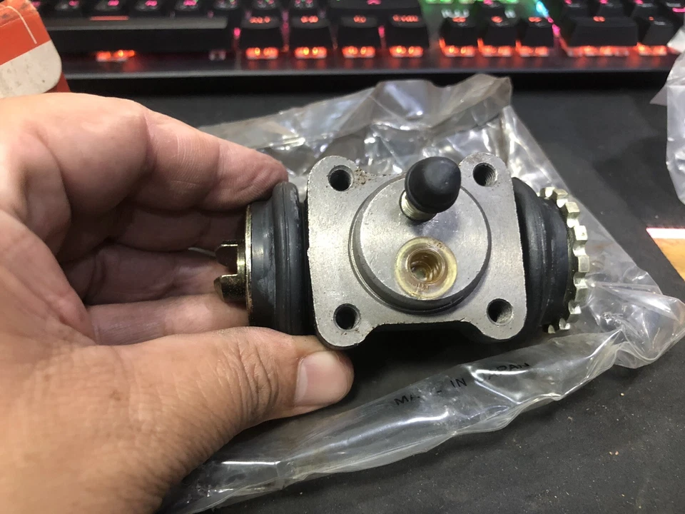 1971 up Mazda B1500-1600 13/16" Rear Wheel Cylinder Brake (Drum) LH Upper Nos — 第 2/4 张图片