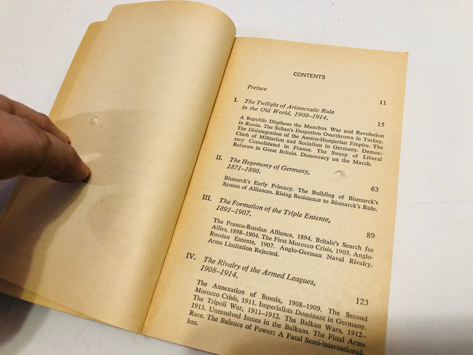 Vintage The Origins And Legacies Of World War 1 Reference PB Book