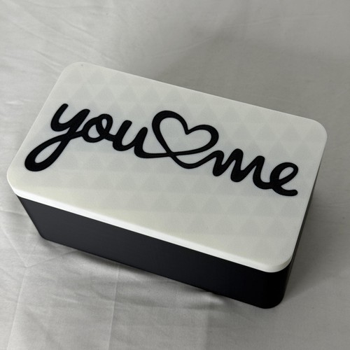 You Love Me Heart Cute Rectangular Storage Box Black White Decor Gift Container - 第 1/5 張圖片