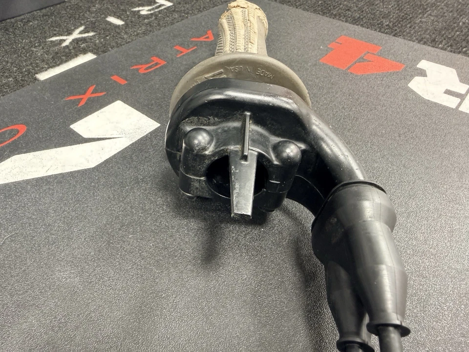 Honda CRF250R 2023 OEM conjunto de carcasa de tubo de acelerador 53167-MKE-A00 Foto 4 de 4