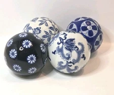 Decorative Ceramic Spheres Balls Set of 4  Classic Blue & White Accent Pieces 3"