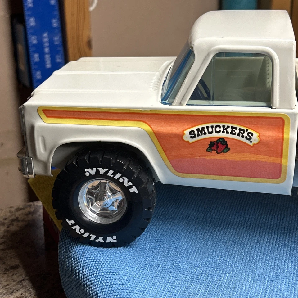 Nylint PRONTO Chevrolet Pickup Truck Smucker's JELLY Pressed Stee - 1970’s🔥🔥 - Image 2 of 4