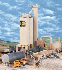 Walthers 933-3085 HO Black Gold Asphalt Hot Mix Plant Industrial Building Kit