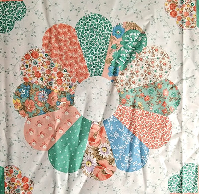 Cranston Floral Dresden Plate Cheater Quilt 12'' Square Pink Green Cotton Fabric