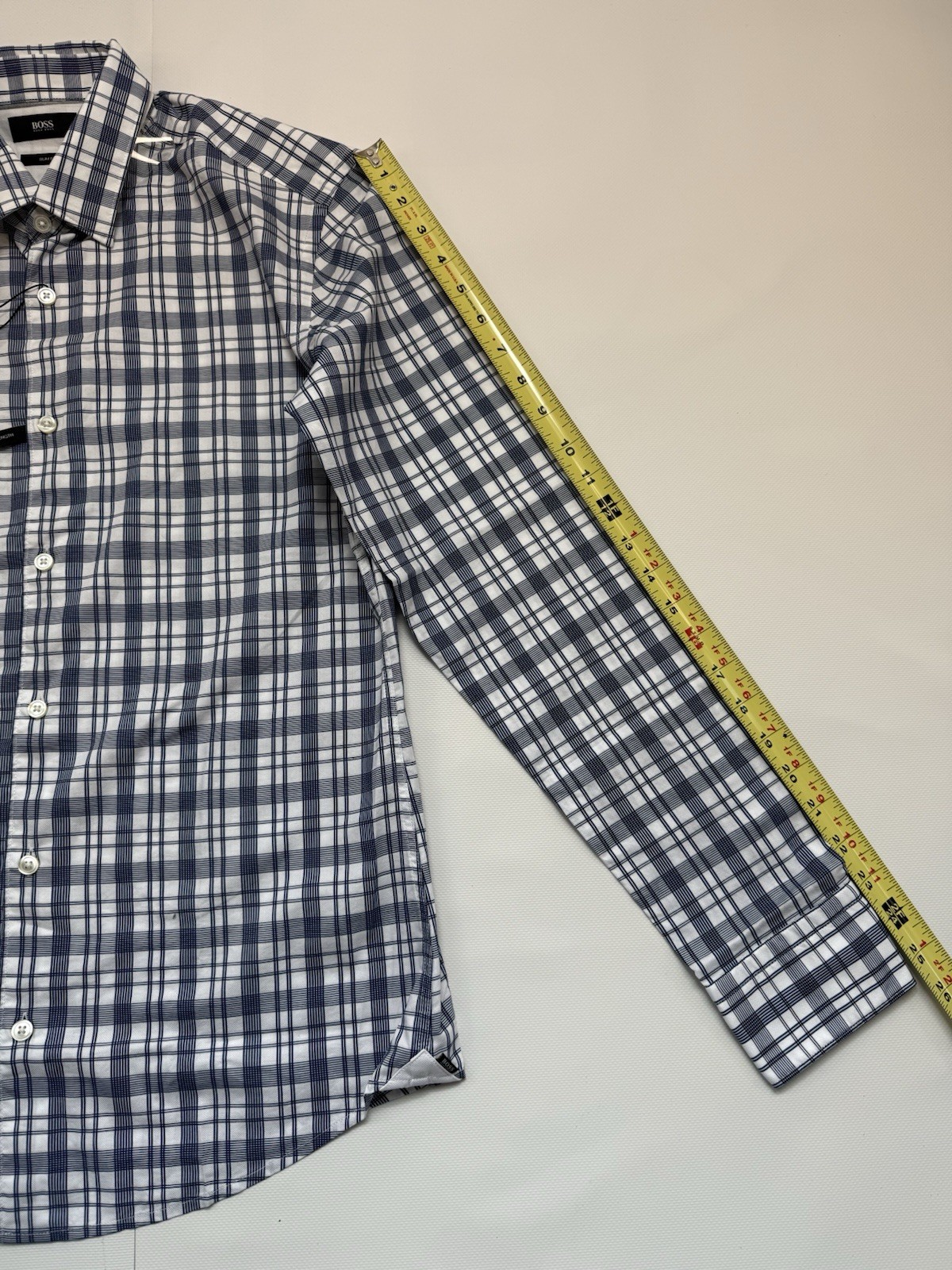 Lot of 6 Hugo Boss Men’s Shirts – Size M – New With Tags thumbnail 13