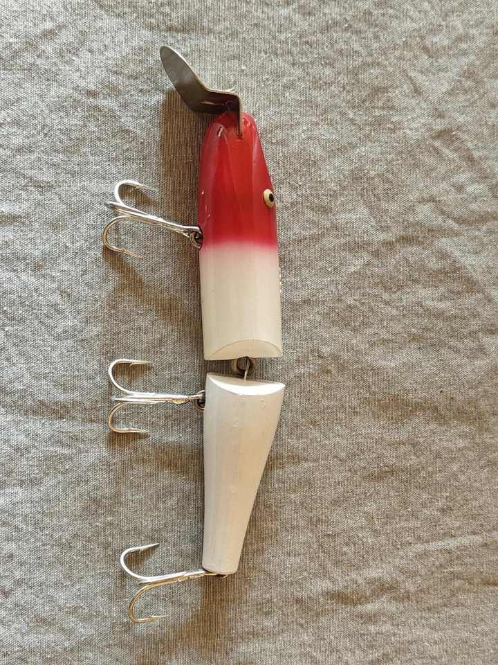 PIKIE articulado Creek Chub 6" en rojo/blanco para MUSKIE/Lucio/Pickerel/Bajo Foto 2 de 3