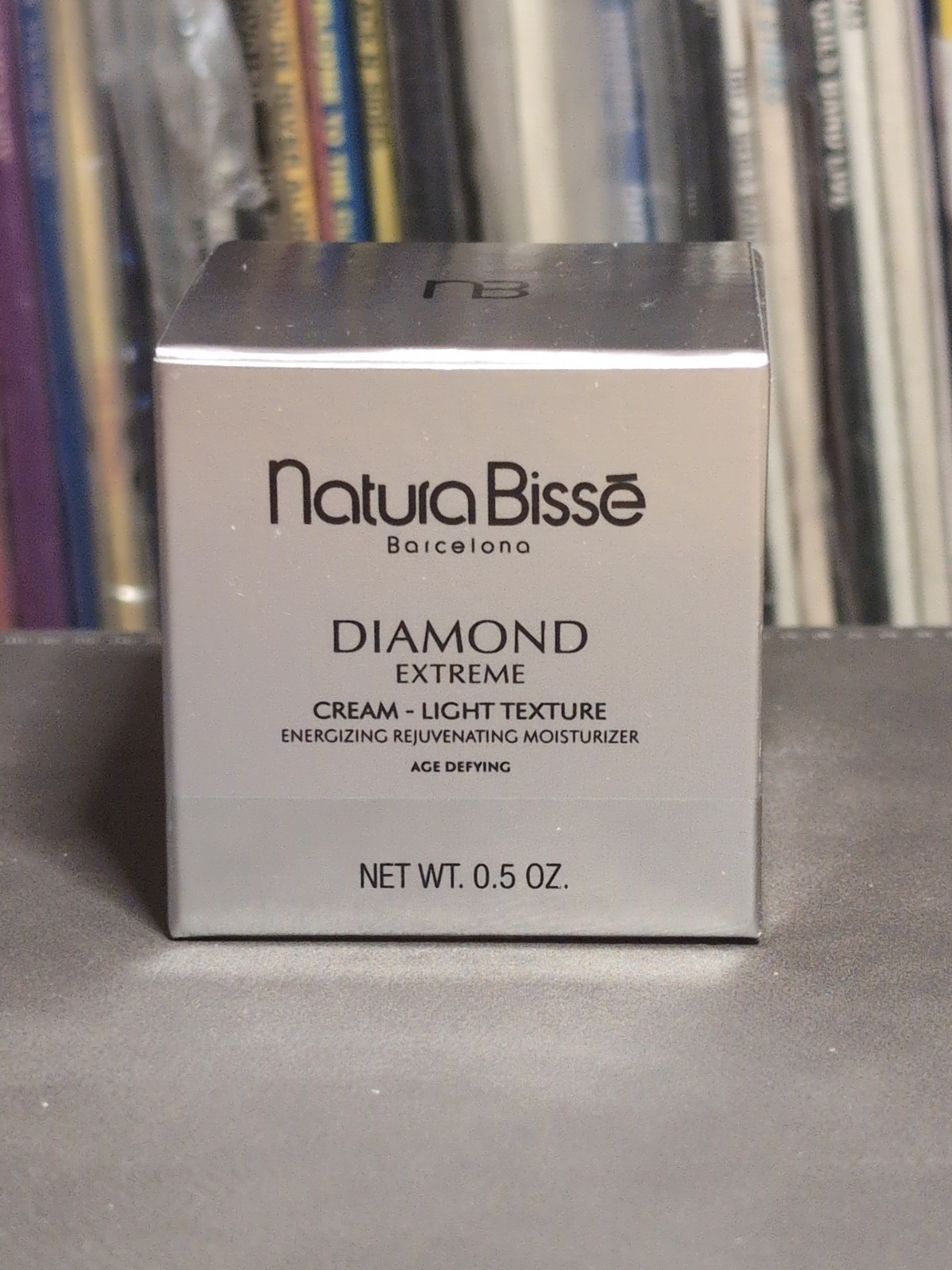 Natura Bissé Diamond Extreme Light Texture Rejuvenating Moisturizer 15ML