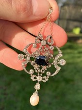 18CT gold Diamond Natural Sapphire Saltwater Pearl Victorian incredible Pendant
