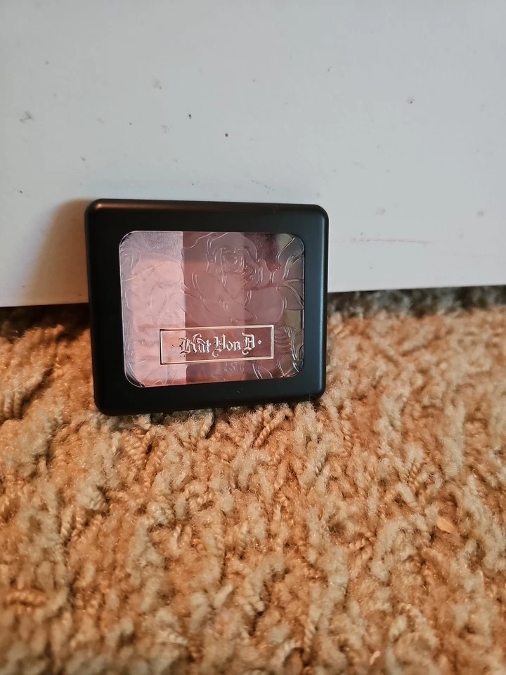 Kat von D Eyeshadow Trio True Romance Dreamer New In Box - Image 2 of 4