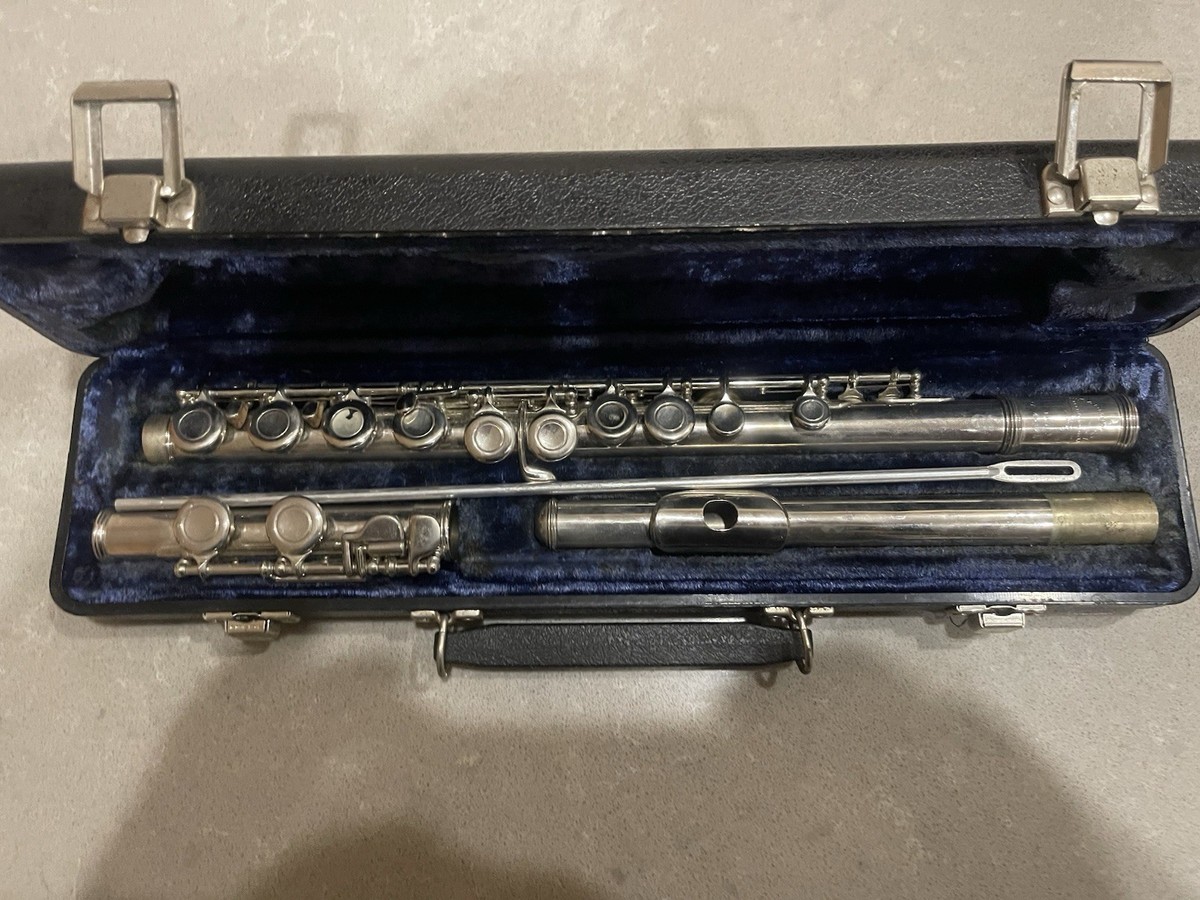 Armstrong 104 Flute W/ Hard Case | eBay