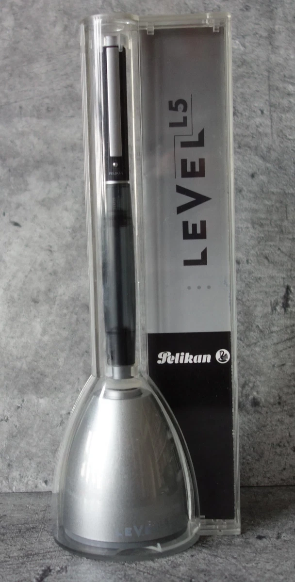 Pelikan Molla di ricambio 14 carati 585 oro, completamente rodiata, larghezza pennino M, M605