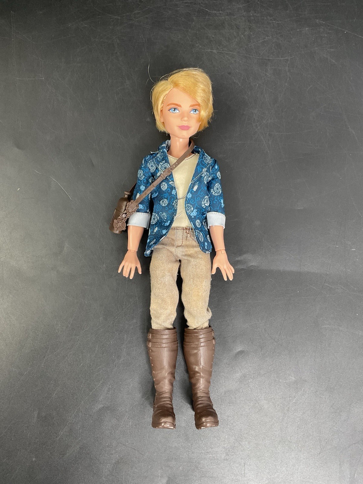 Ever After High Alistair Wonderland With Stand,  Boots, Cant
