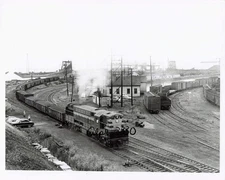 8 x 10 Photo:  Fairbanks-Morse ( NYC) # TM-2 Ashtabula OH 7/1953 ( 2)