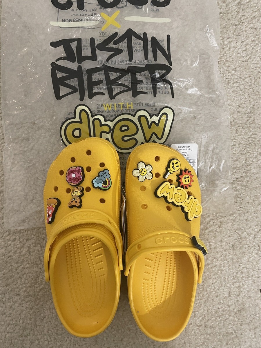 CROCS クロックス　ジャスティンビーバー　ドリューハウス いつもクロックスを履いている”ジャスティン・ビーバーが