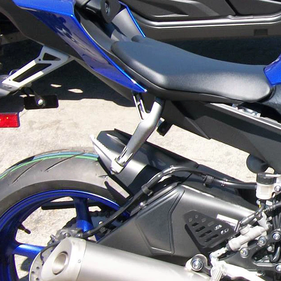 Soporte de estriberas de pasajero trasero apto para Yamaha YZF-R1 15-2025 YZF-R6 2017-2022 Foto 2 de 4