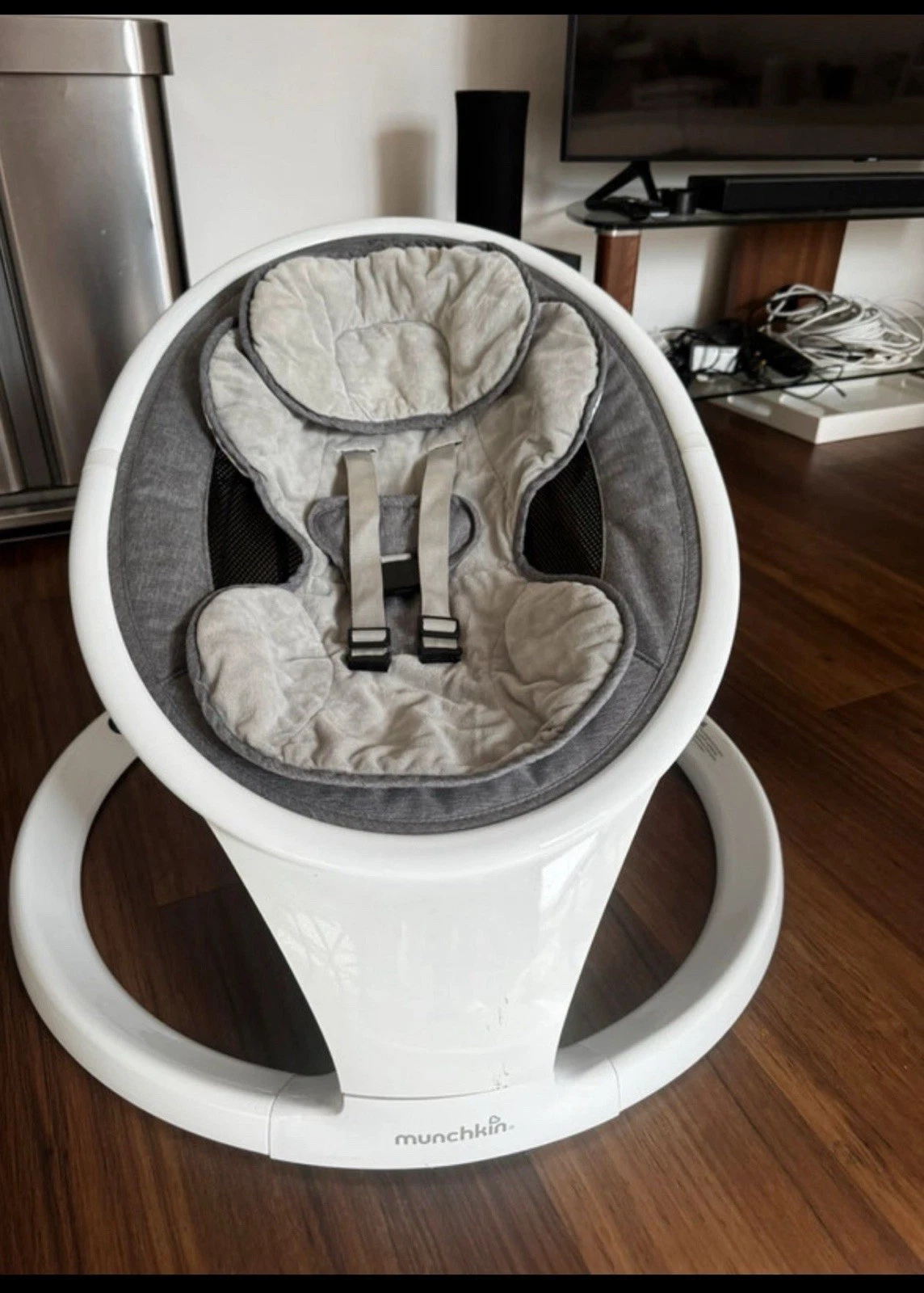 Munchkin Bluetooth Baby Swing - Grey