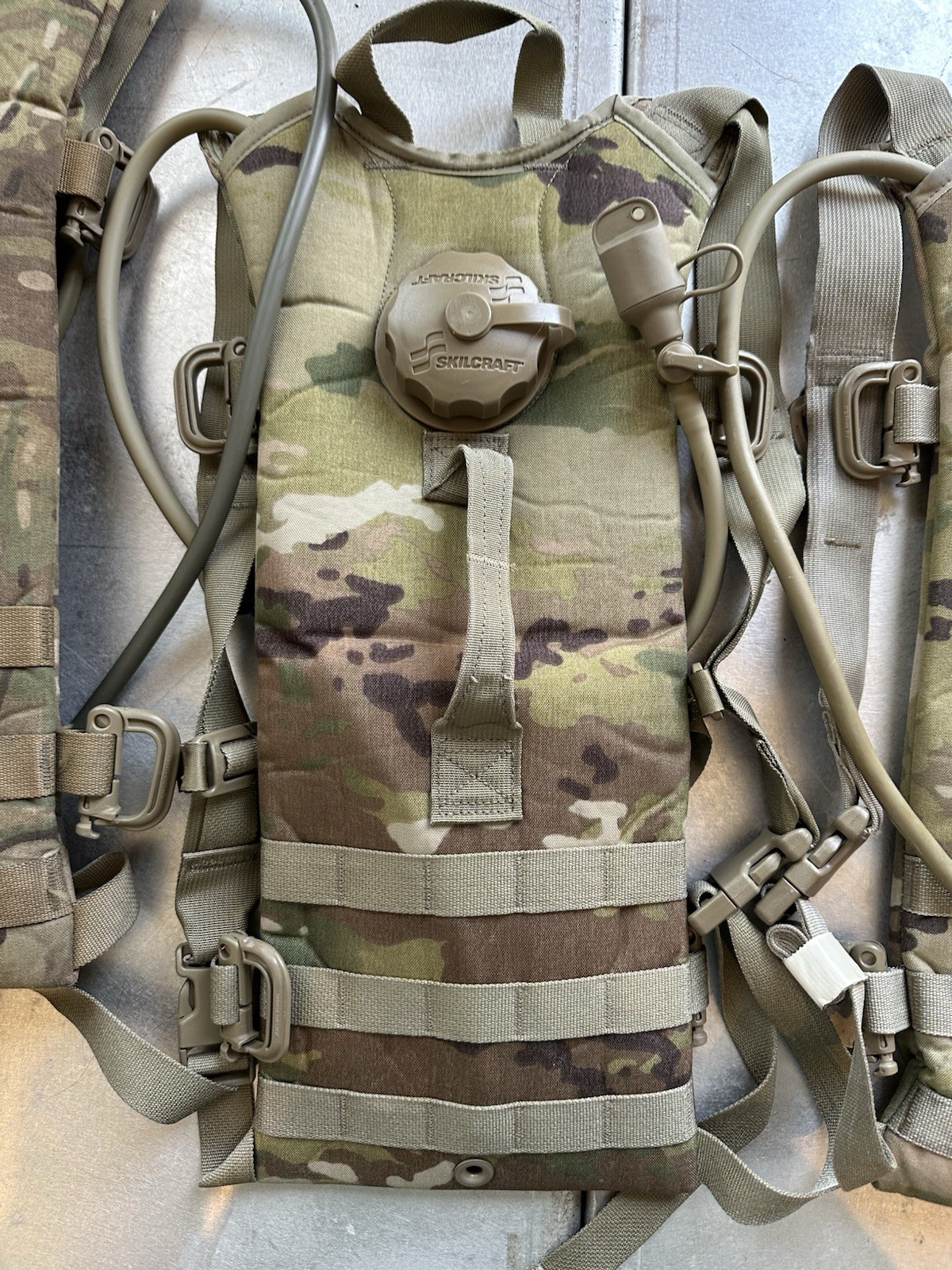 USGI OCP Multicam Molle II 3L/100oz Hydration System Carrier Pack w/ Bladder