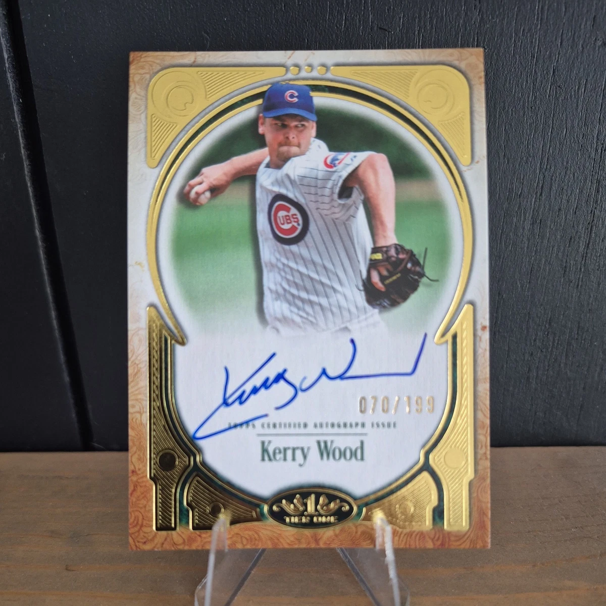 Kerry Wood Baseball Serial Numbered Sports Trading Cards 