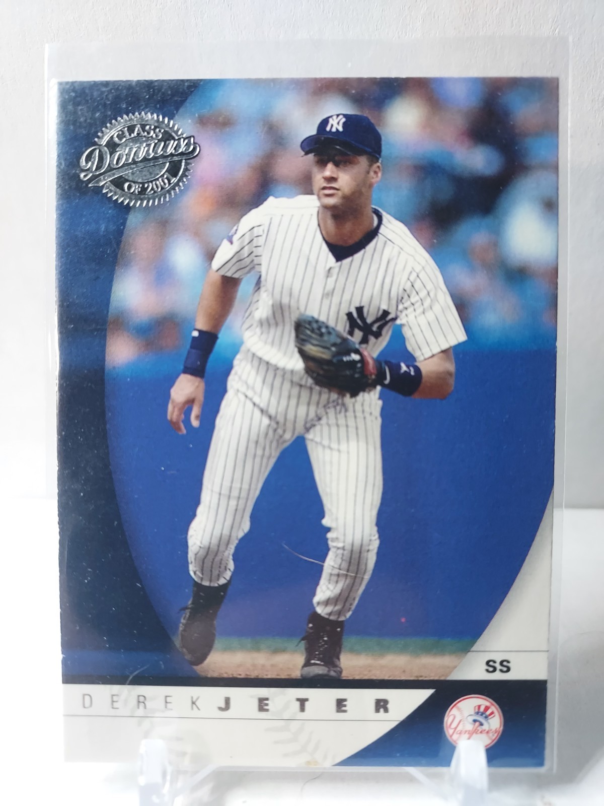 2001 Donruss Class Of 2001 - Derek Jeter #5