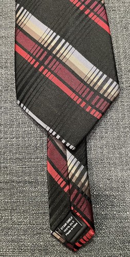 Lot of 3 Van Heusen Men's Ties 100% Silk Stain Shield/ Stain Resistant - Picture 3 of 10