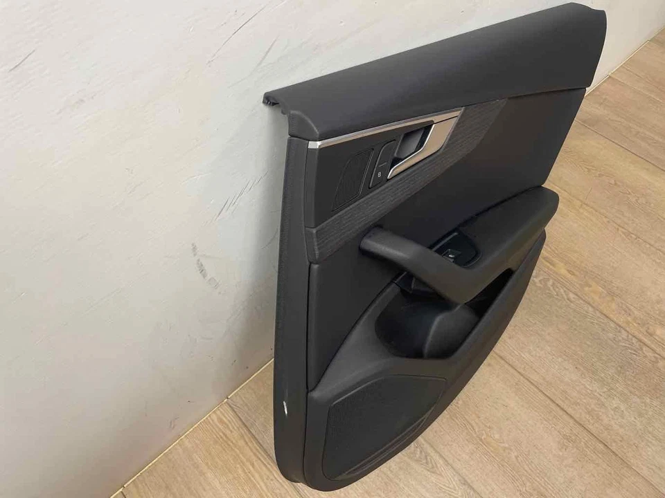 Panel de moldura de puerta del conductor trasero derecho negro 8W0867303ABWFA para AUDI A4 2017 2018 2019 Foto 3 de 4