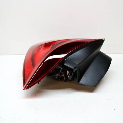 NEW BMW 1 F20 REAR RIGHT TAIL LIGHT 63217241544 7241544 ORIGINAL