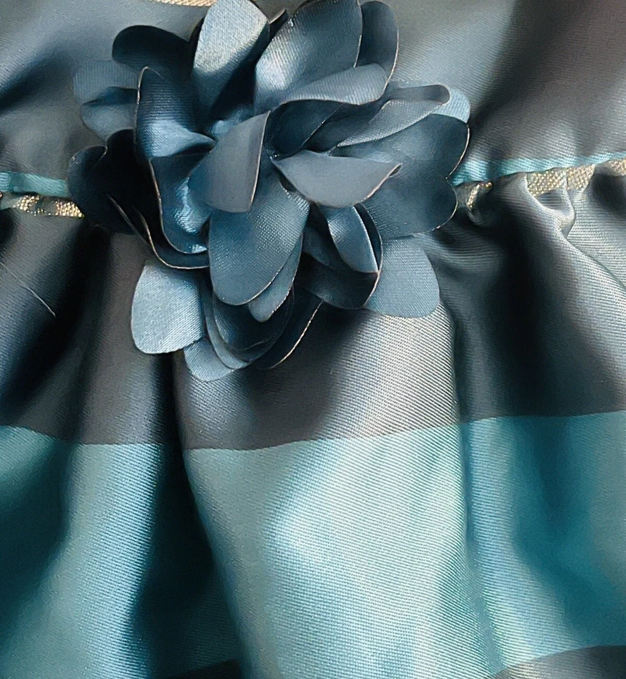 Vestido de fiesta talla 6T The Childrens Place satinado tafetán verde azulado azul rayas Foto 3 de 4